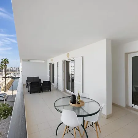 Appartement Marina Elegance By *