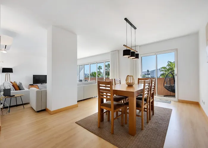 דירה Marina Elegance By