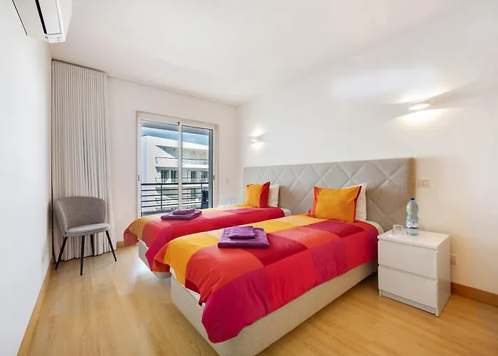 Marina Elegance By *